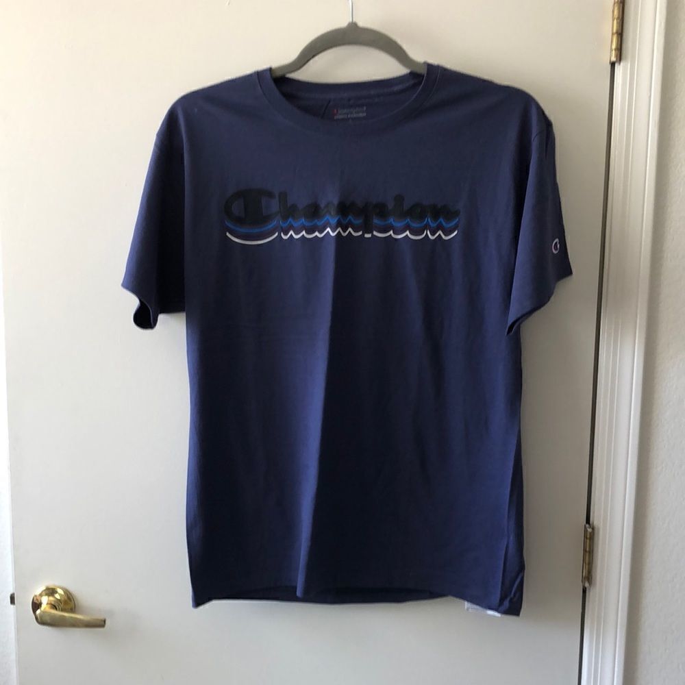 Champion Short Sleeve T-shirt Size L Like new